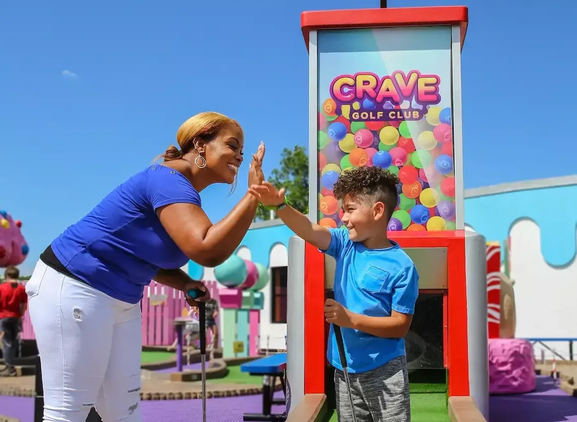 outdoor mini golf at crave golf club